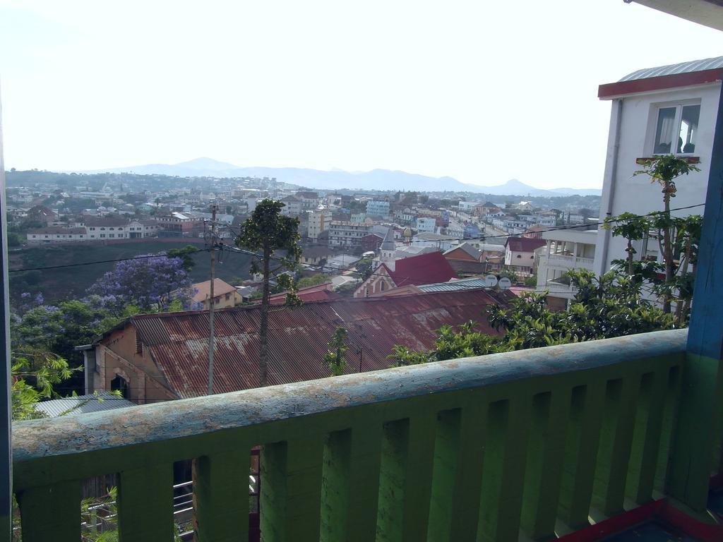 Hotel Three Palms Fianar Fianarantsoa Exterior foto