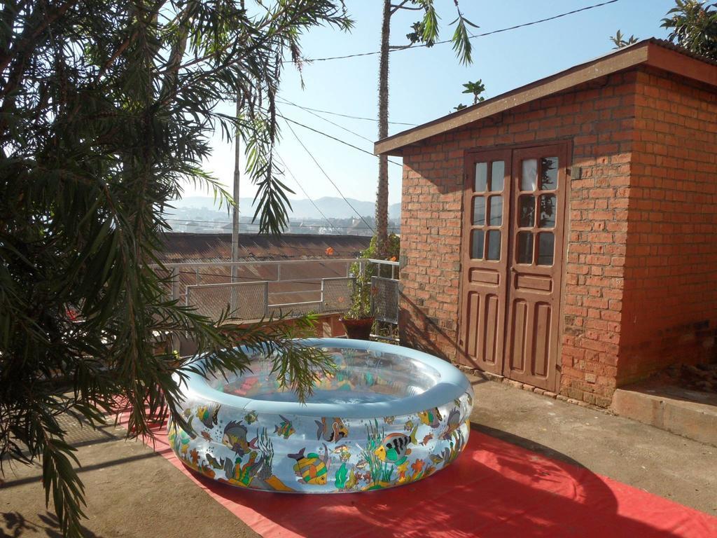 Hotel Three Palms Fianar Fianarantsoa Exterior foto