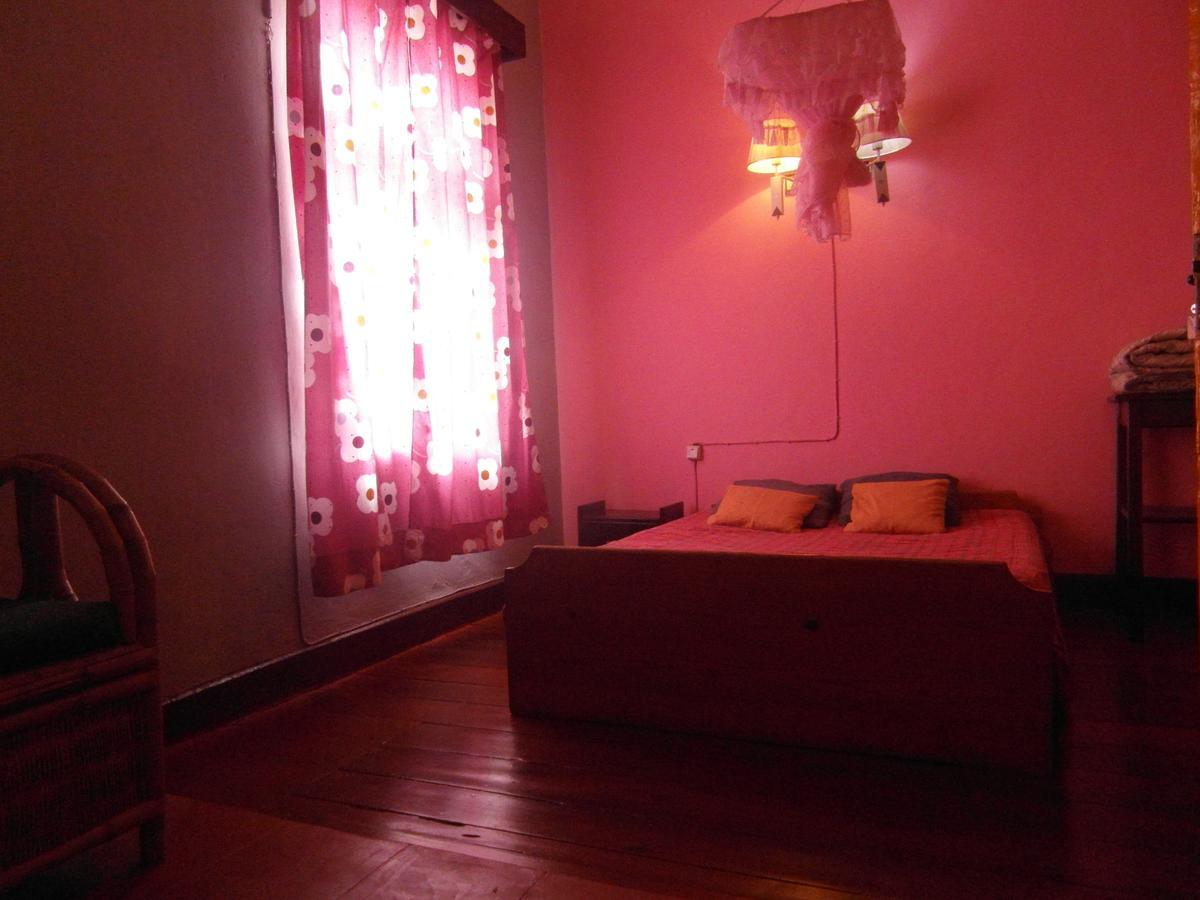 Hotel Three Palms Fianar Fianarantsoa Exterior foto